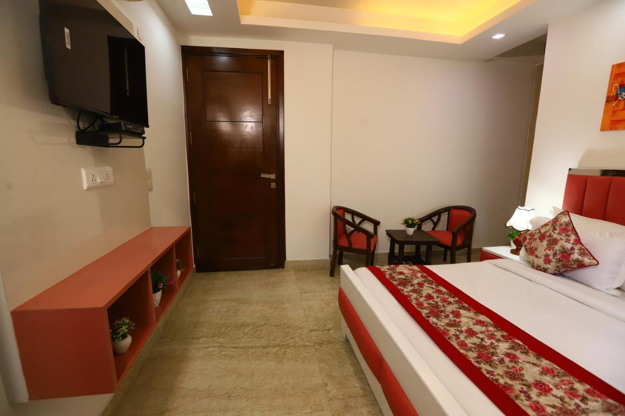 Hotel Nature View Green Park Metro Couple Friendly نيودلهي المظهر الخارجي الصورة